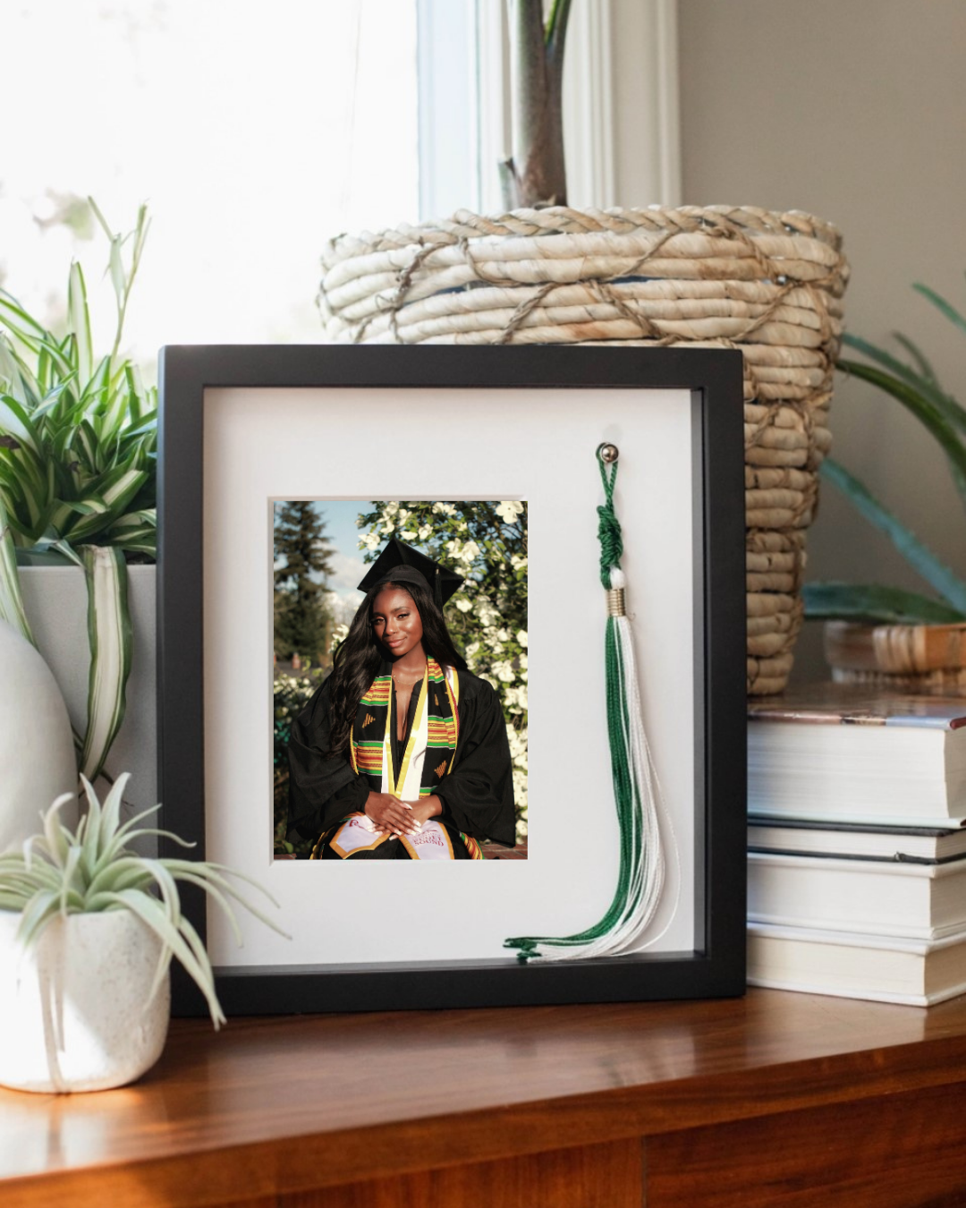GraduationFrame_3_1800x1800.png?v=1747772447