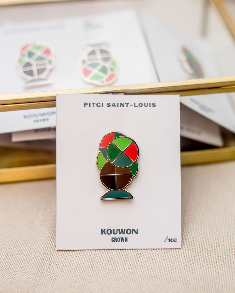 Kouwon Acrylic Pin
